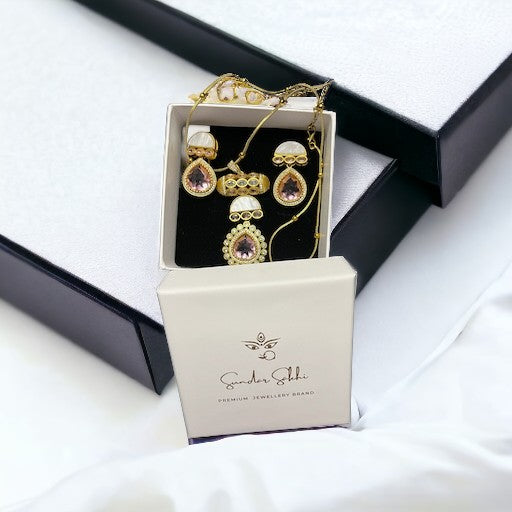 SS Roohani Raani Chain Pendant & Earrings Set