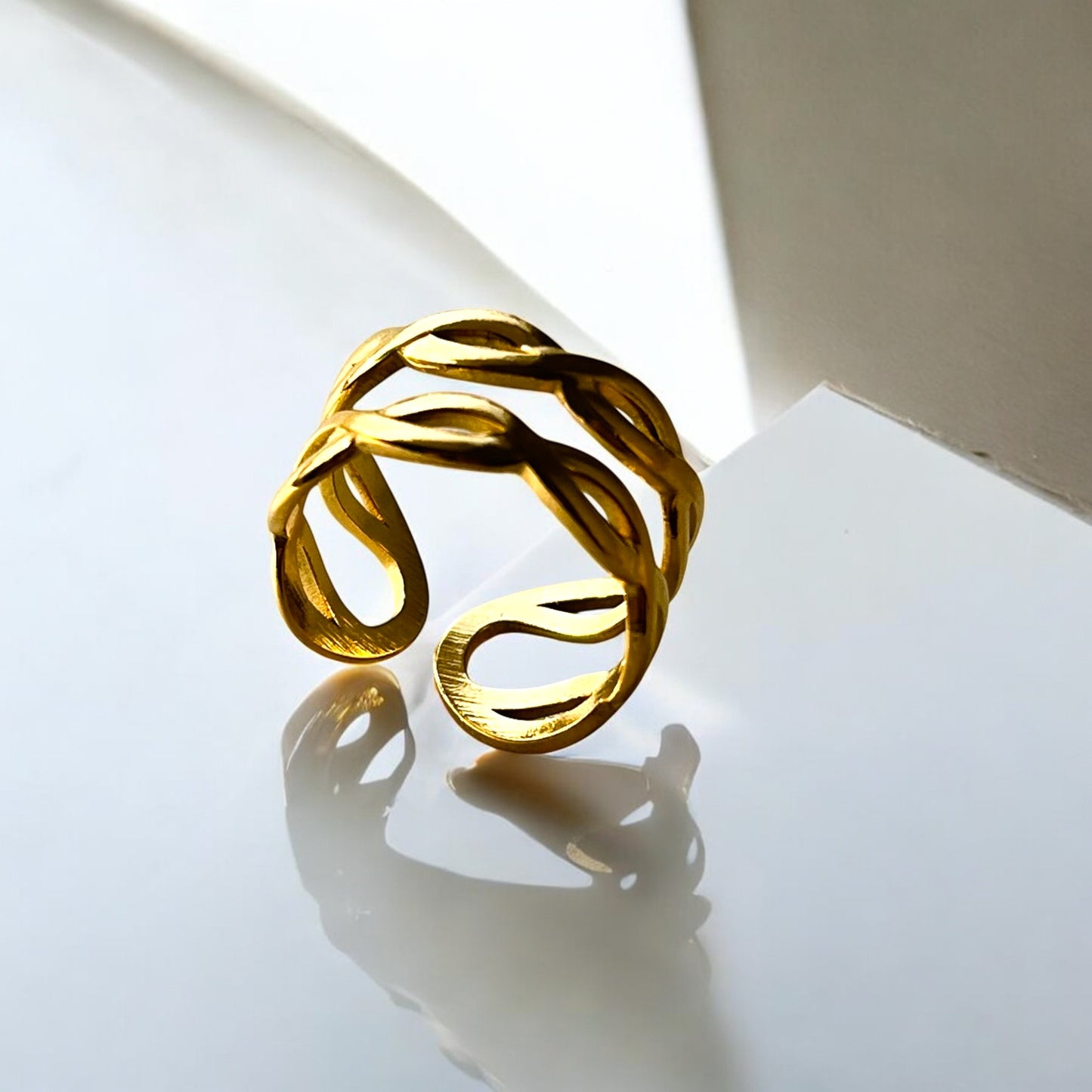 18K Twin Twist Ring