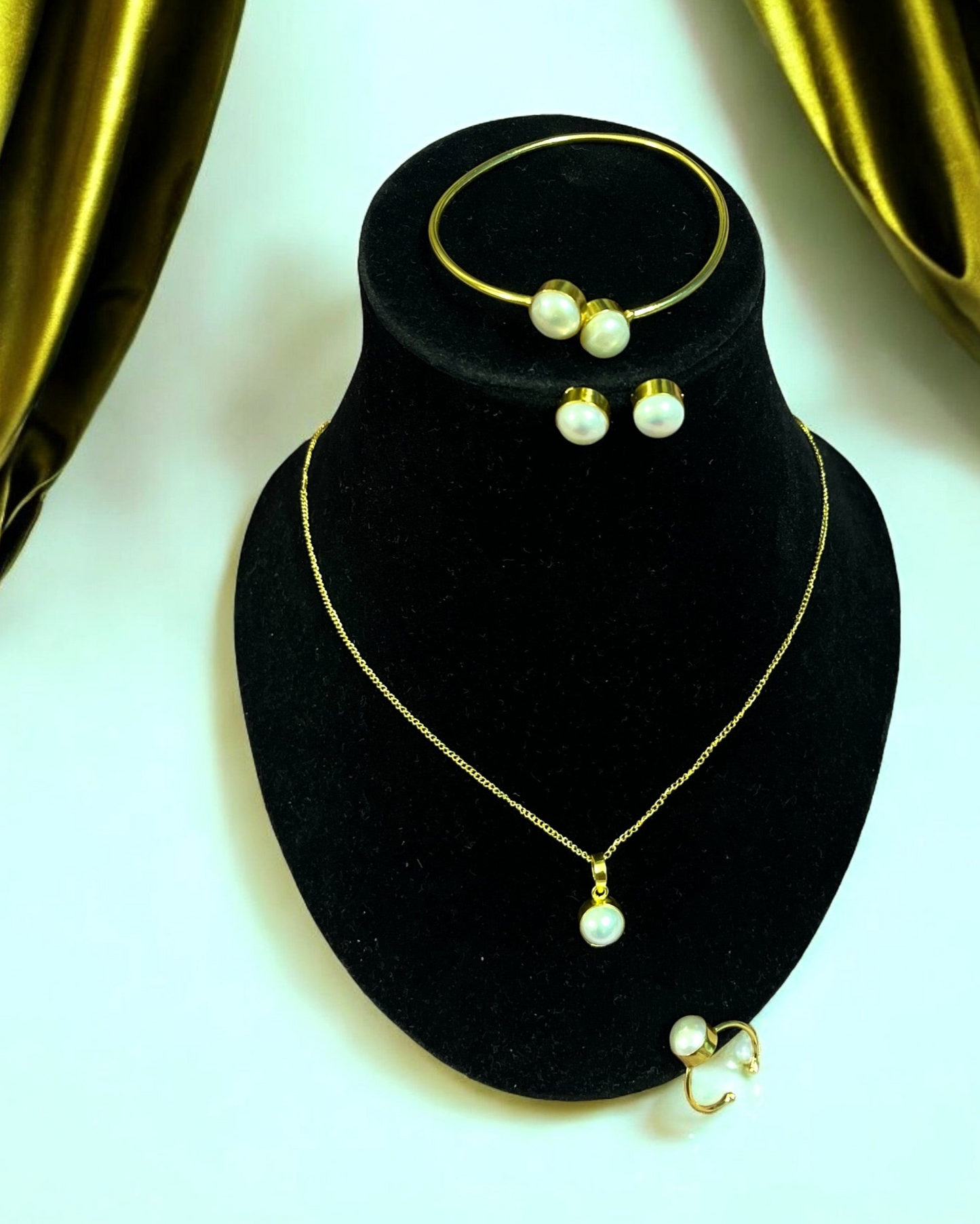 Elegant Freshwater Pearl Jewelry Set Combo