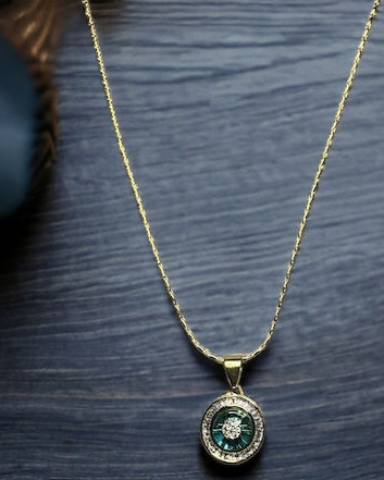 SS AzureGlow: Aqua Gem Circle Necklace
