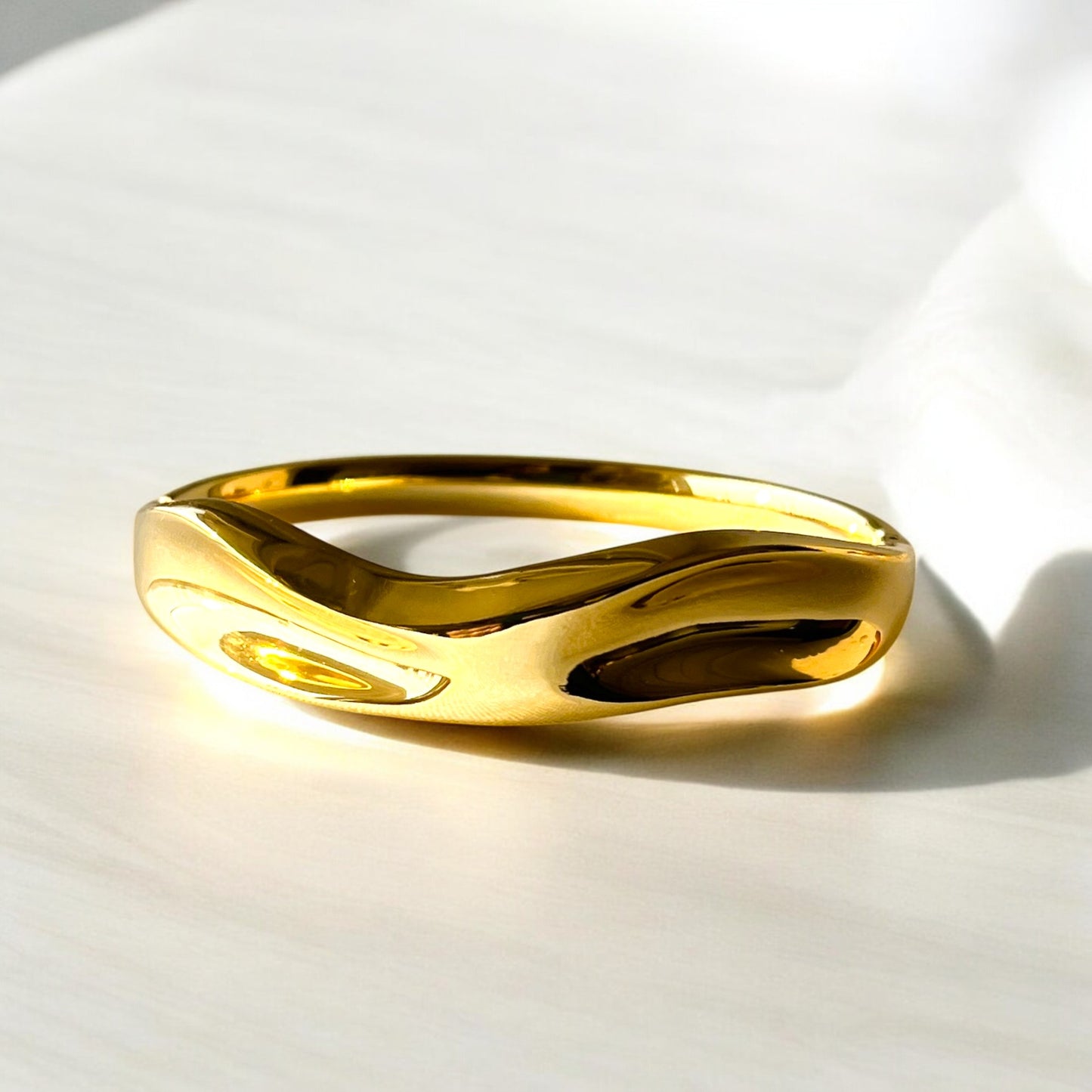 18K Gold Plated Morphia Bracelet