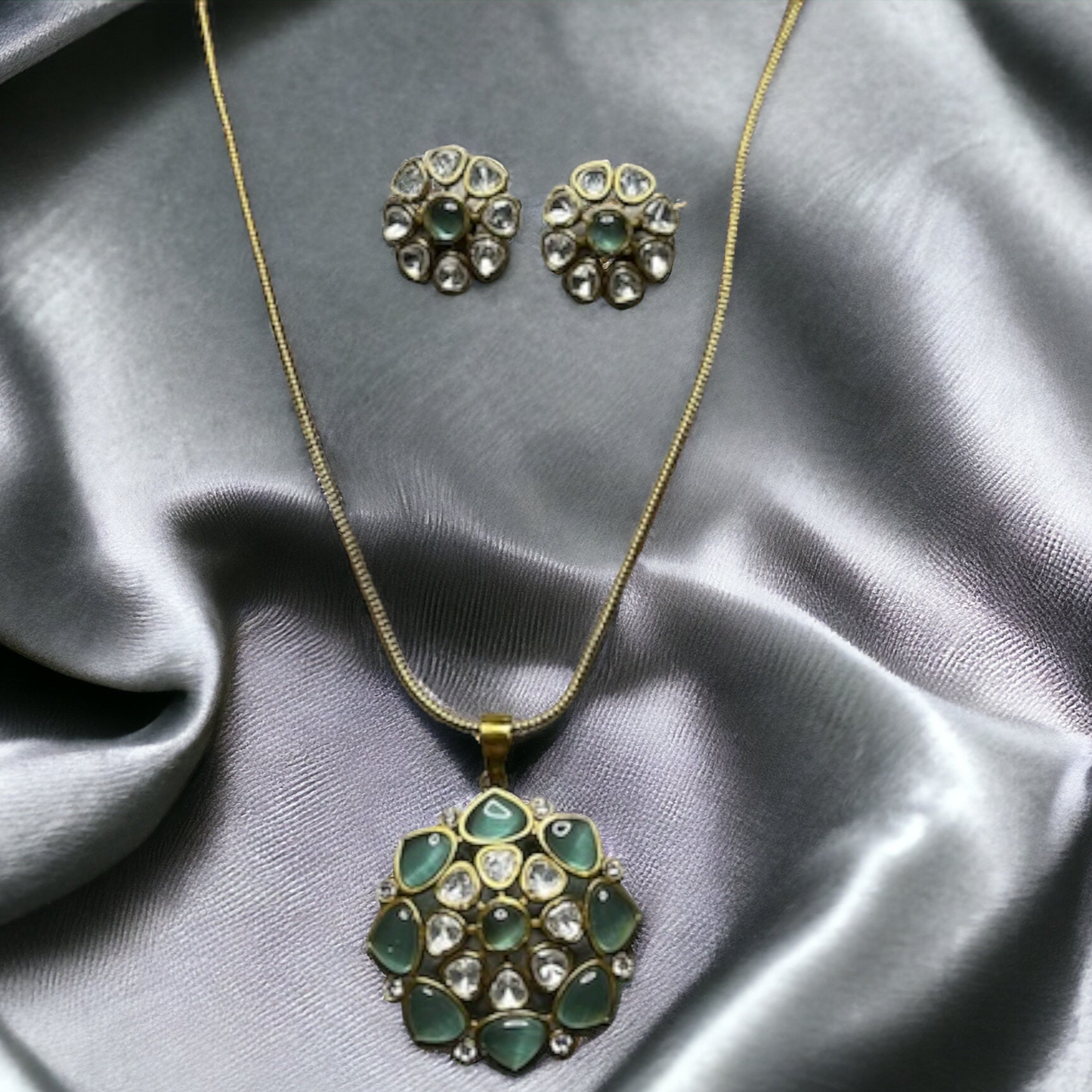 SS Spearmint Serenity: Mint Green Gemstone Pendant Set