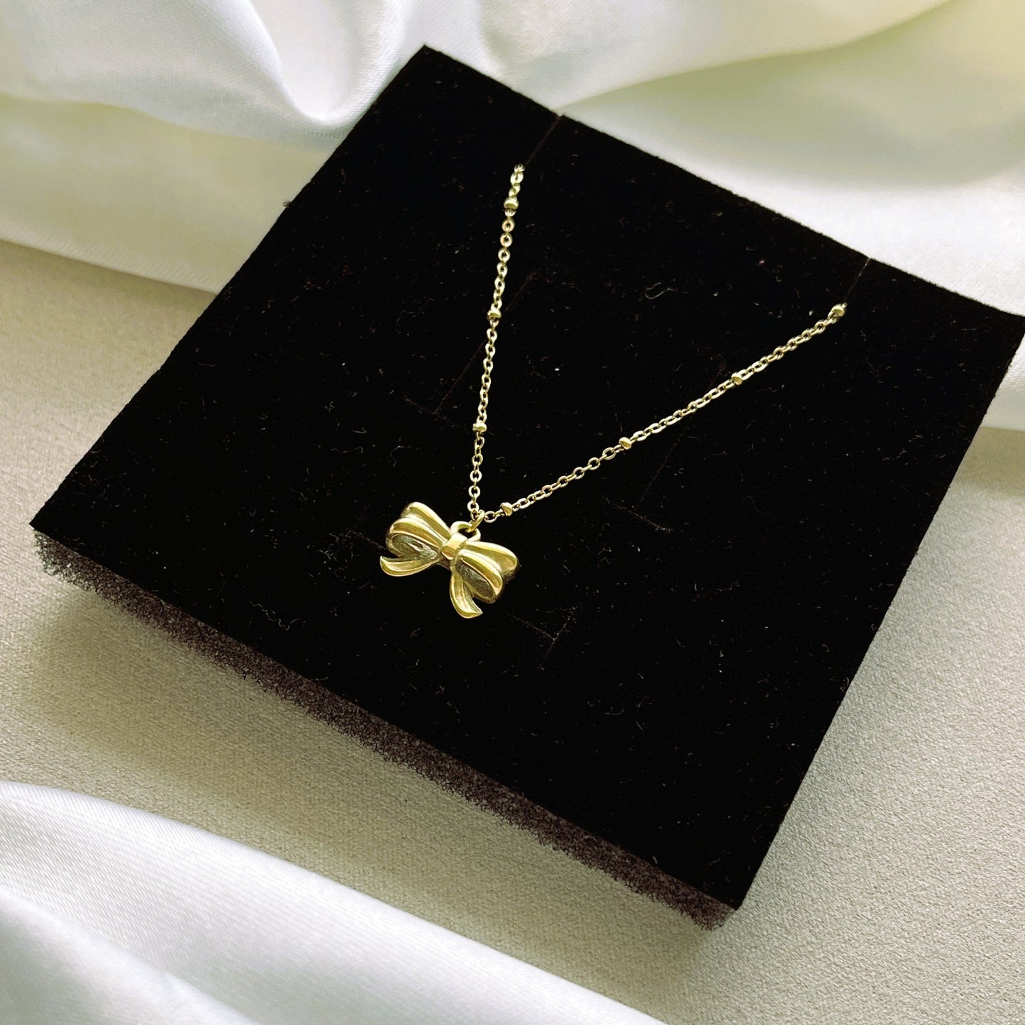 Dainty Bow Charm Anklet