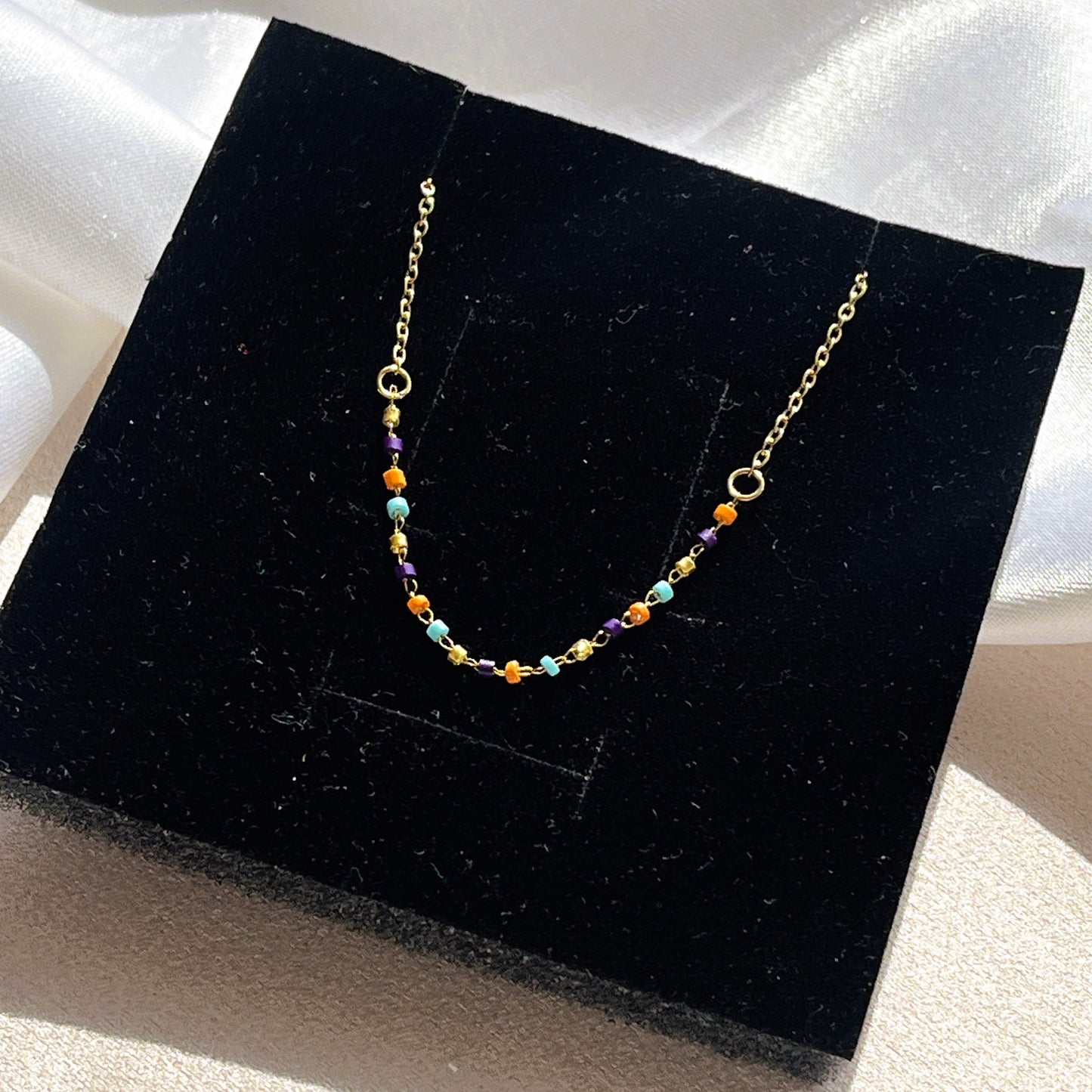 Single Layer Sleek Marigold Anklet