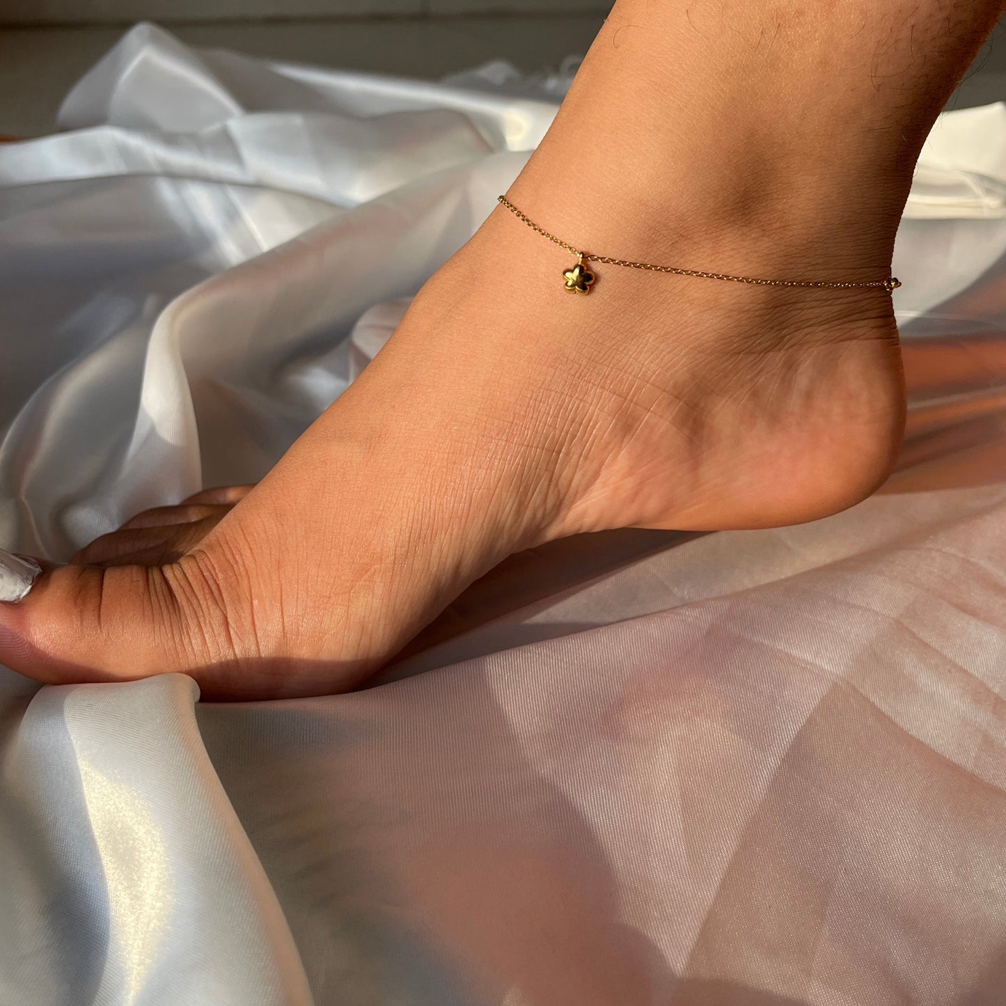 Dainty Star Charm Anklet