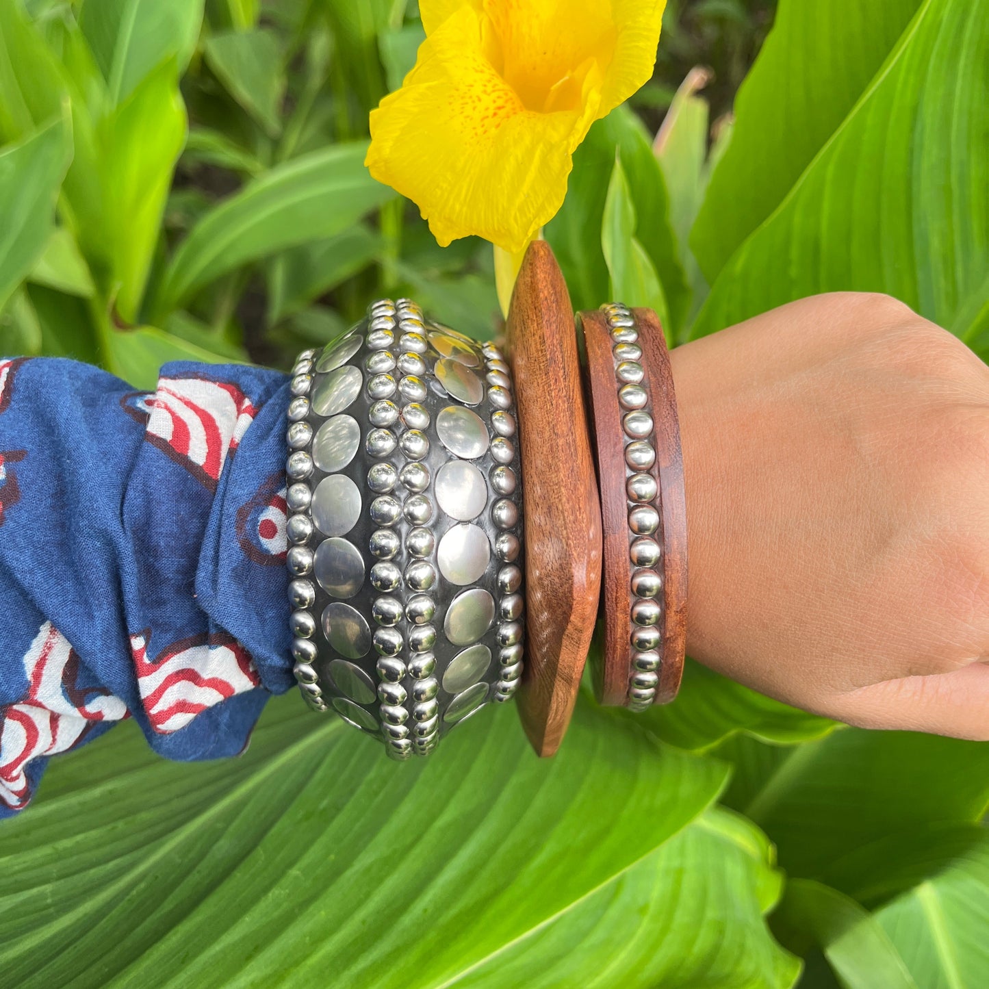 Elegant Wooden & Silvers Brass Bangle Stack – Set of 3 (Size 2.8)