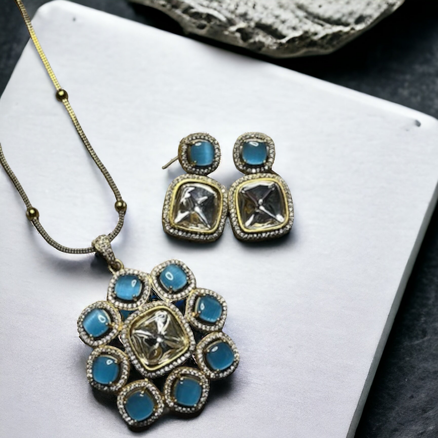 SS Azure Frost Pendant Necklace With Earrings