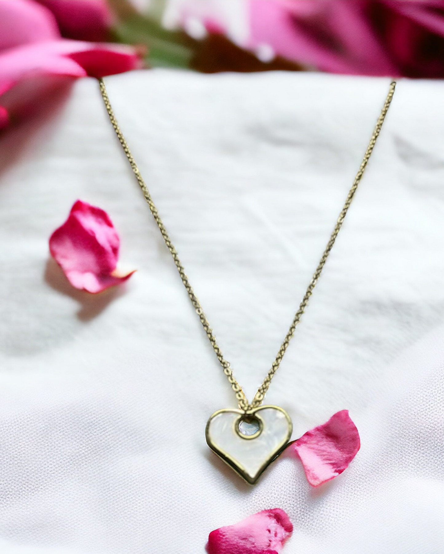 SS Heartfelt Harmony: Pendant & Chain Set