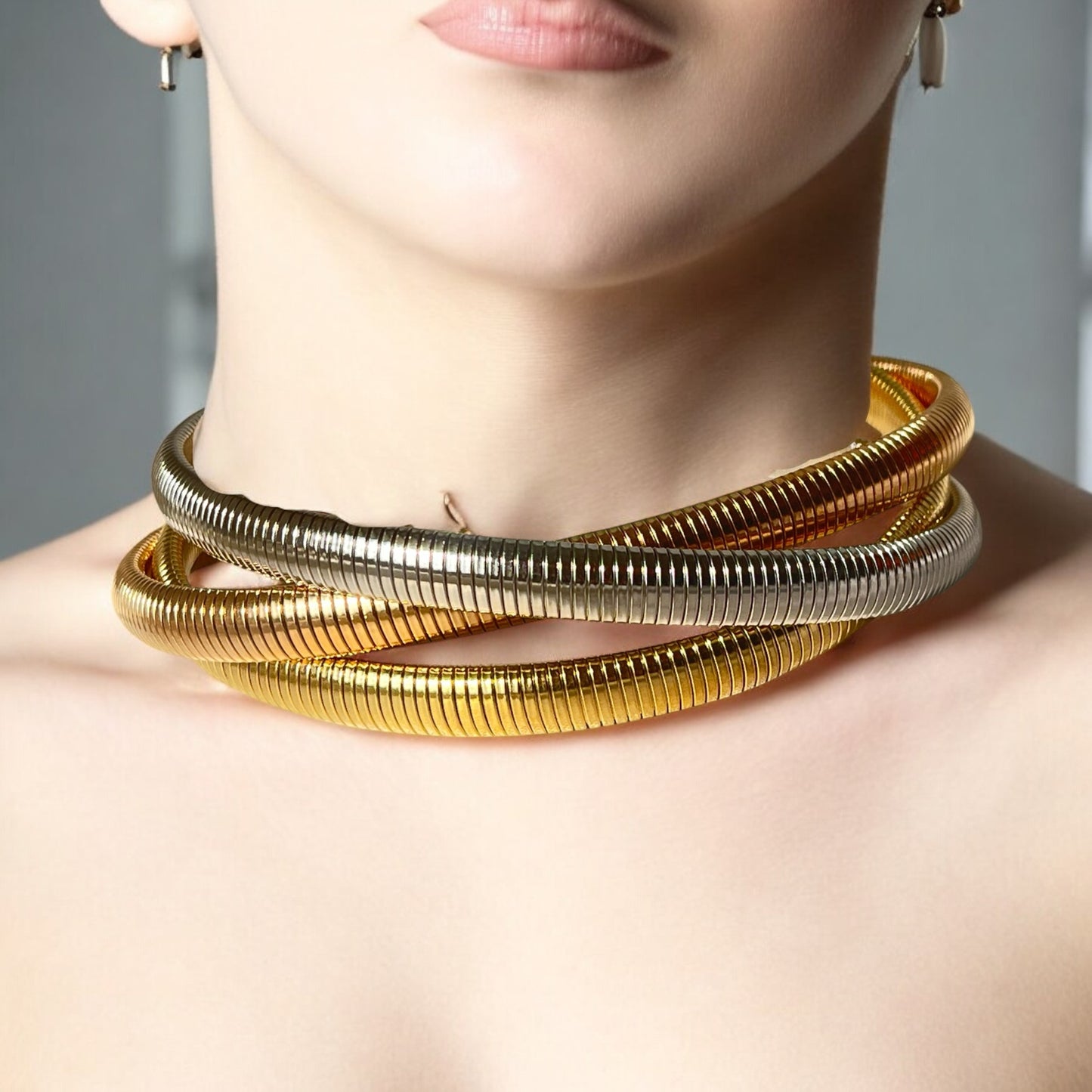 TriAura Three Tone Choker Necklace