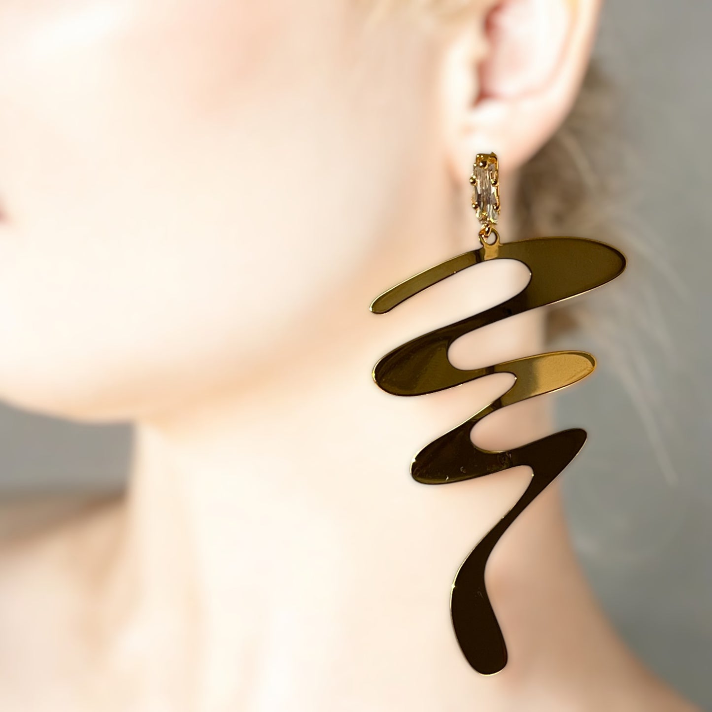 Twist & Shine Earrings