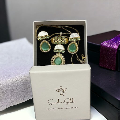 SS Parijat Pankhudi Chain Pendant & Earrings Set