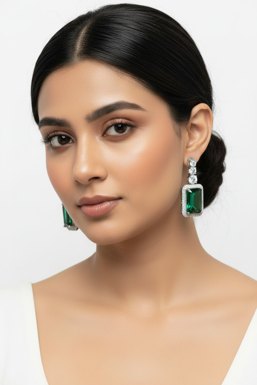 Classy Emerald Green Radiance Necklace Set