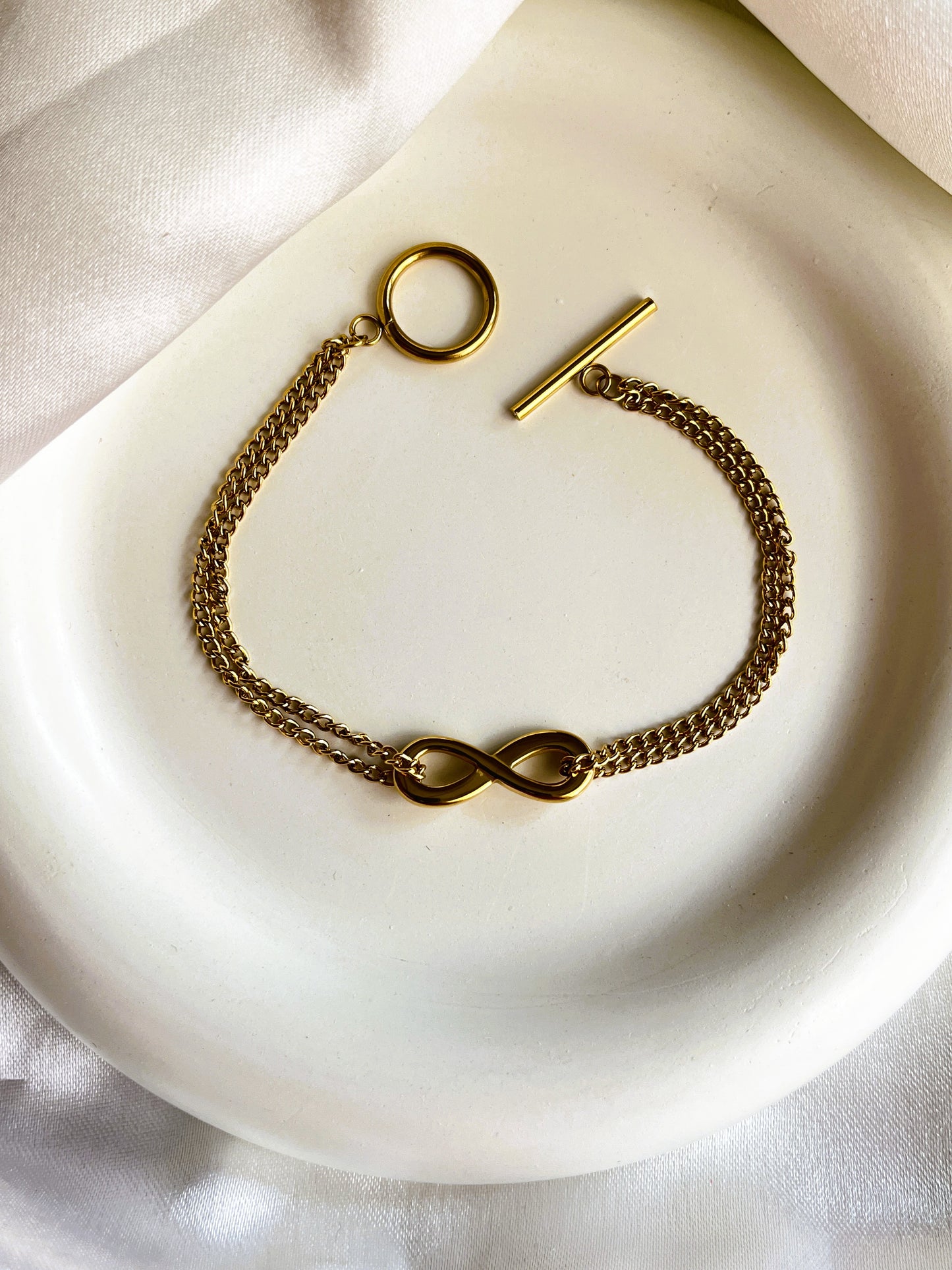 18K Gold Plated Infinity Loose Bracelet