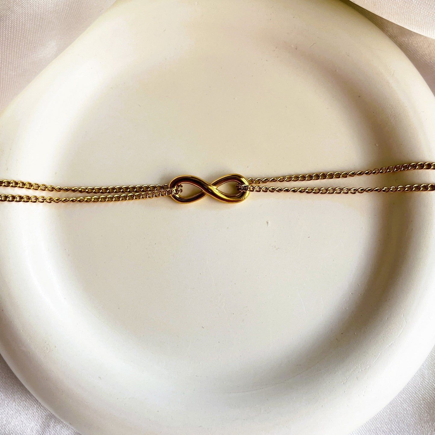 18K Gold Plated Infinity Loose Bracelet