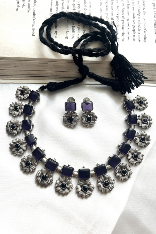 Midnight Blossom Necklace Set