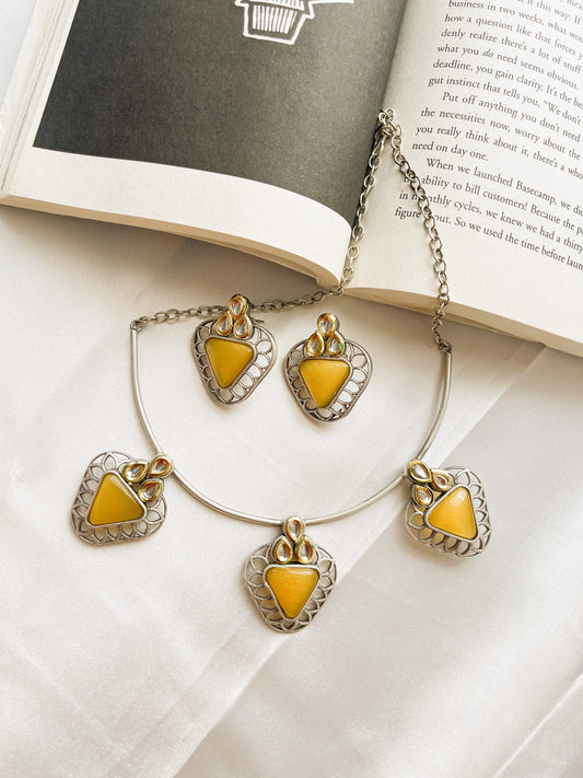 Oxidised Yellow Monalisa Stone Necklace Set