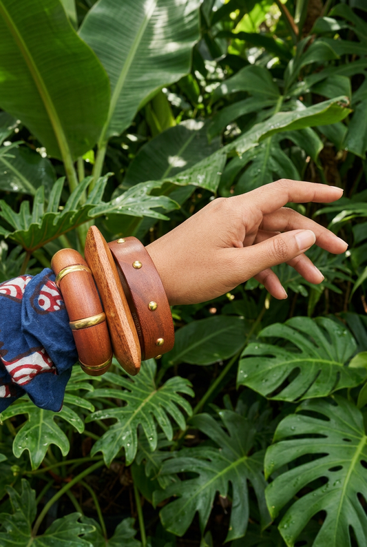 Elegant Wooden Bangle Stack – Set of 3 (Size 2.8)